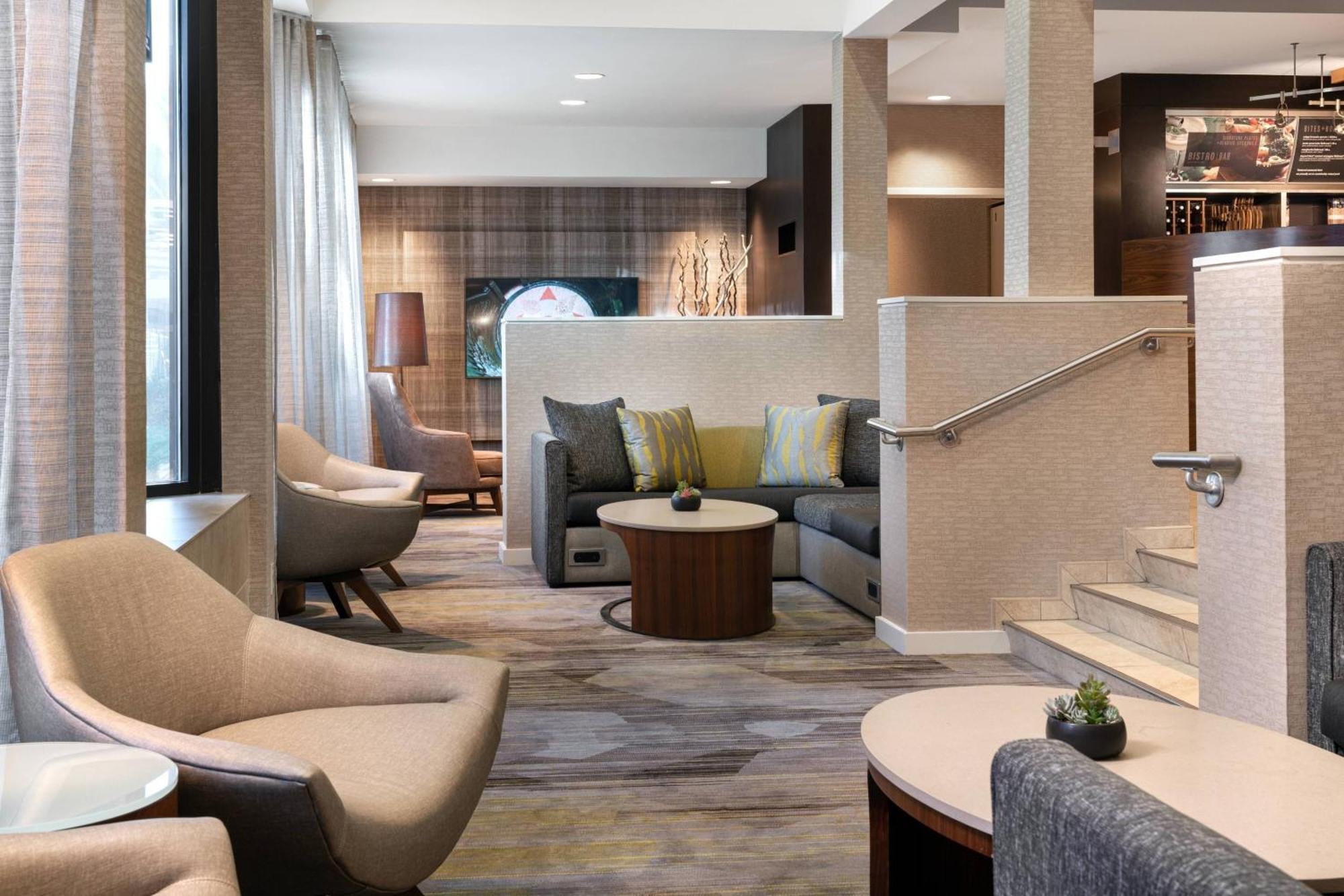 Courtyard By Marriott Las Vegas Convention Center Exterior photo